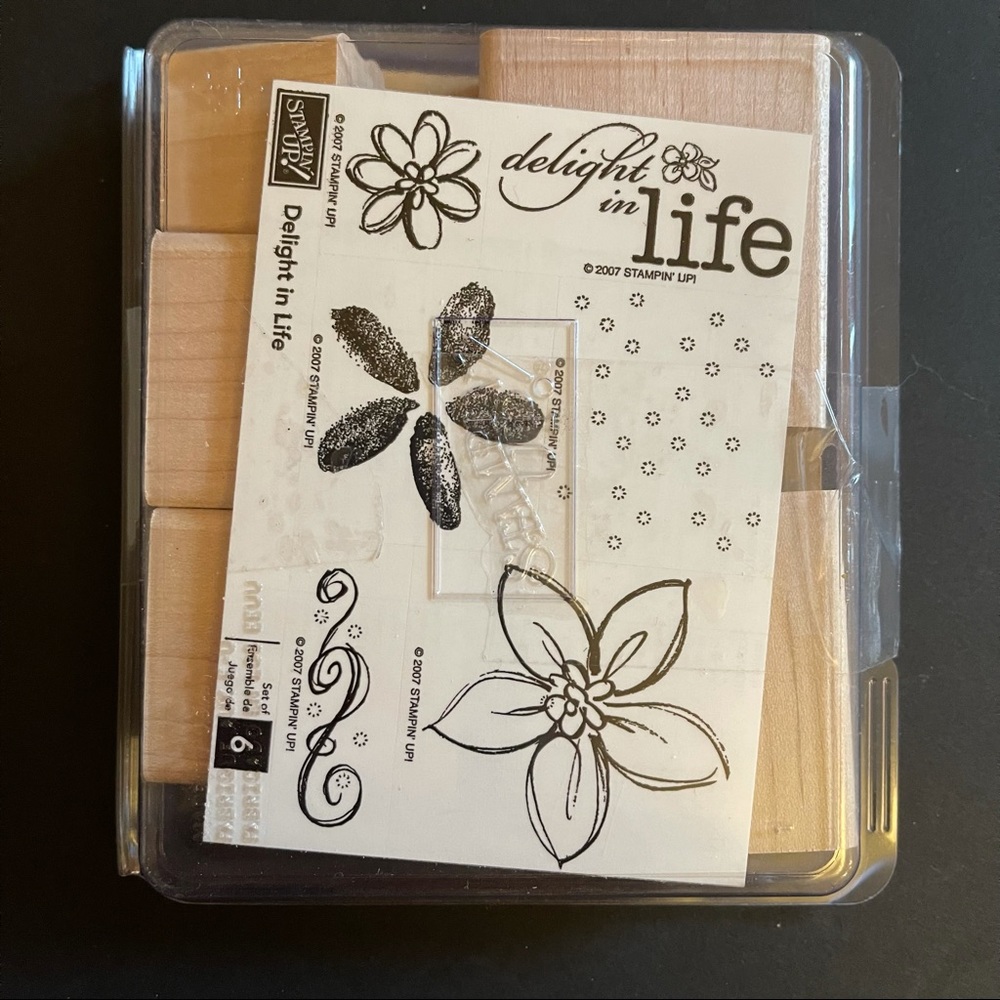 New Retired Stampin Up Wooden Stamp Set, Delight In Life, Flowers, 2007